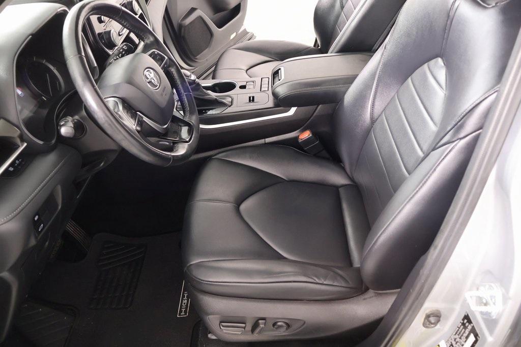 used 2021 Toyota Highlander car, priced at $29,120