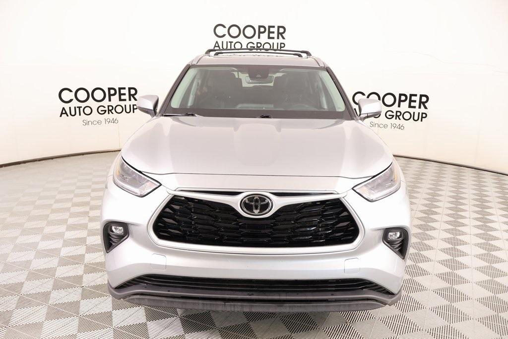 used 2021 Toyota Highlander car, priced at $29,120