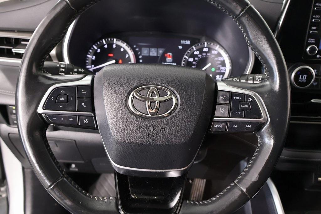 used 2021 Toyota Highlander car, priced at $29,120