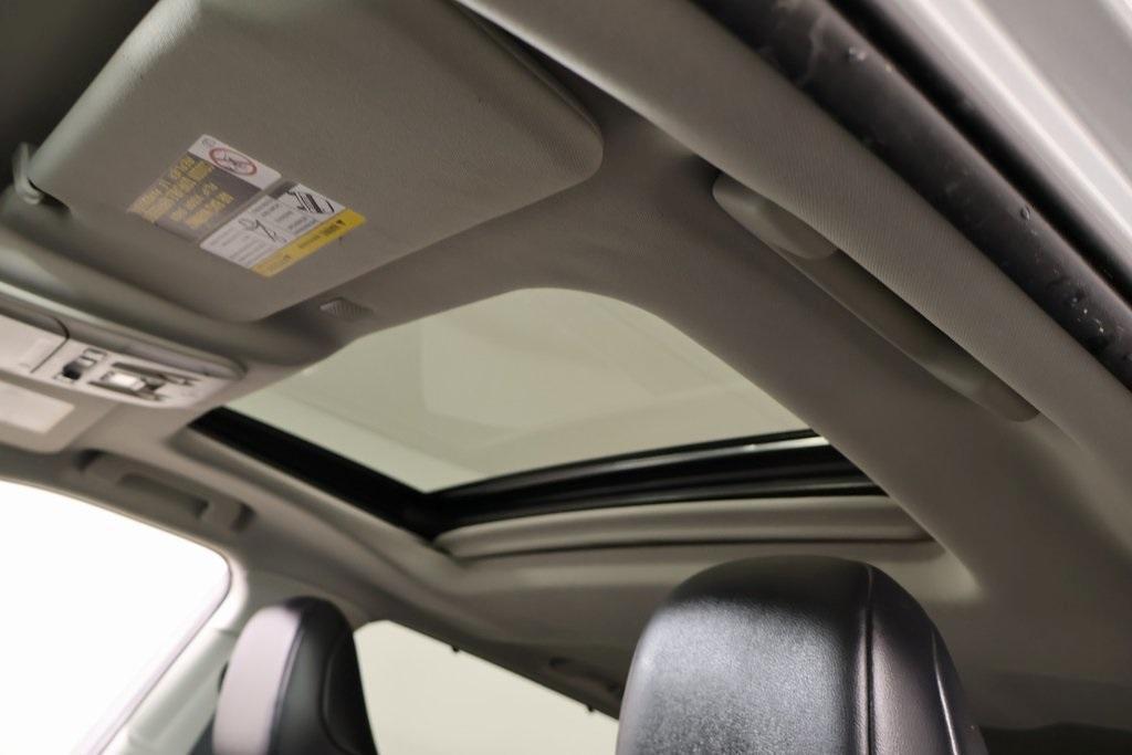 used 2021 Toyota Highlander car, priced at $29,120
