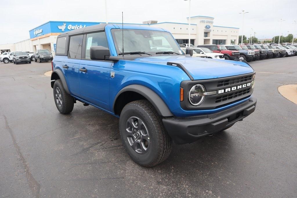 new 2025 Ford Bronco car, priced at $42,171