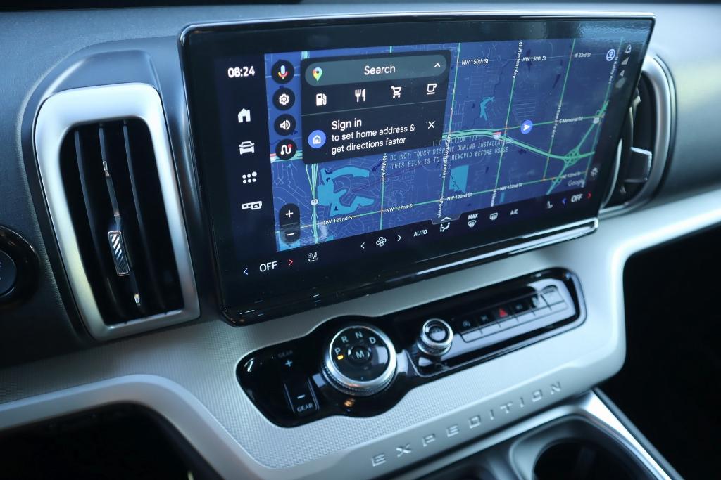 new 2025 Ford Expedition Max car, priced at $75,320