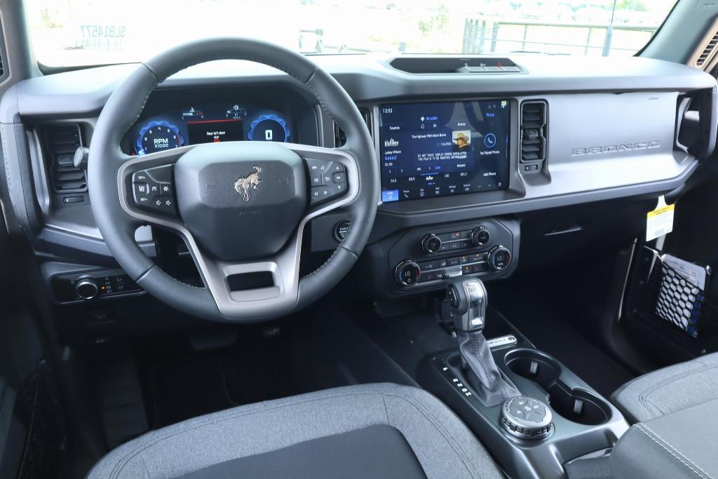new 2025 Ford Bronco car, priced at $46,562