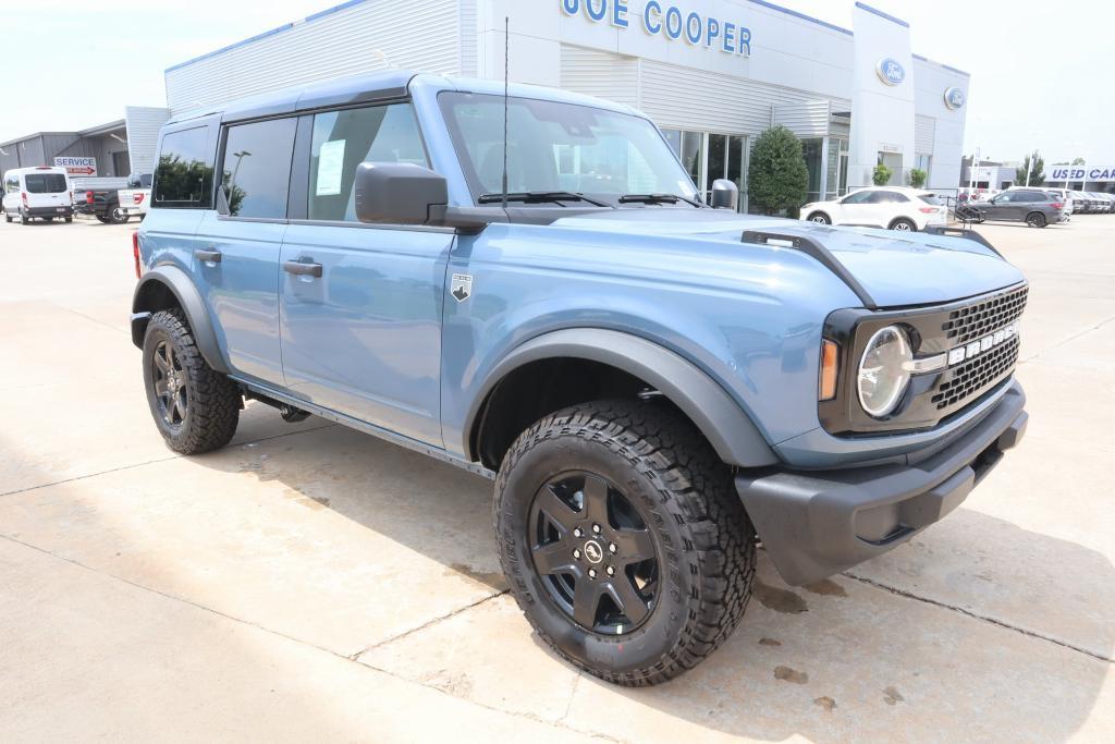 new 2025 Ford Bronco car, priced at $46,562