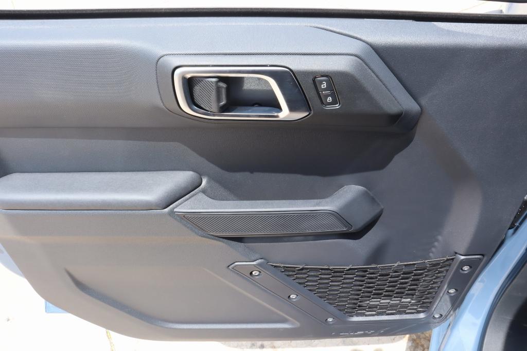 new 2025 Ford Bronco car, priced at $46,562