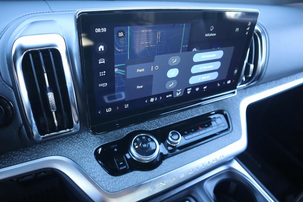new 2025 Ford Expedition car, priced at $83,140