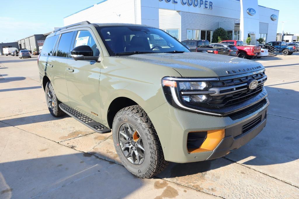 new 2025 Ford Expedition car, priced at $83,140