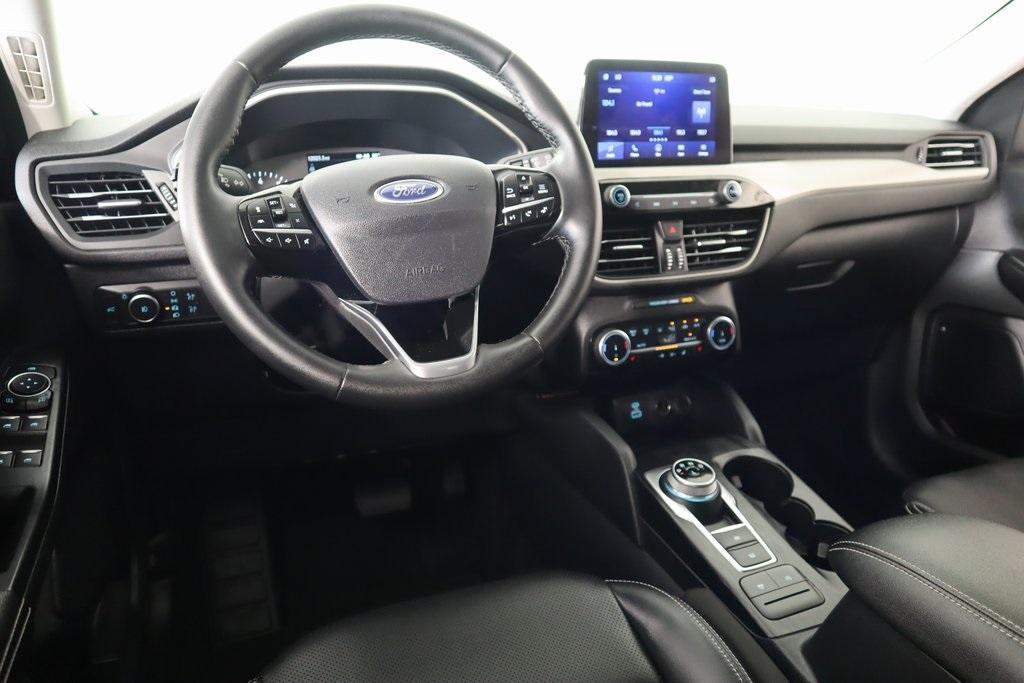 used 2022 Ford Escape car, priced at $24,115