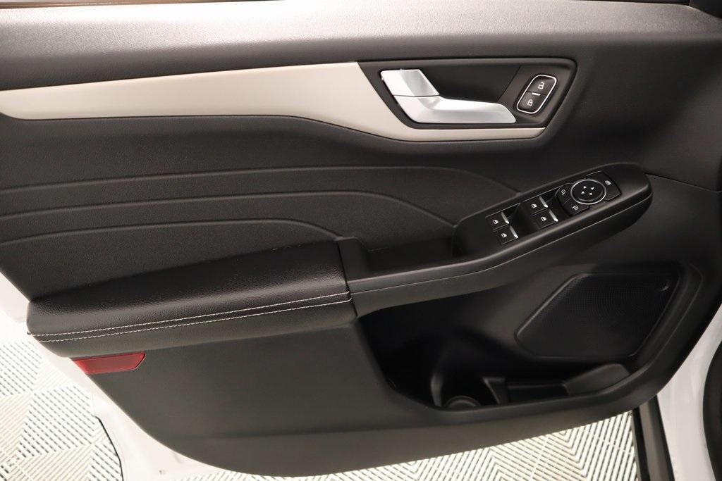 used 2022 Ford Escape car, priced at $24,115