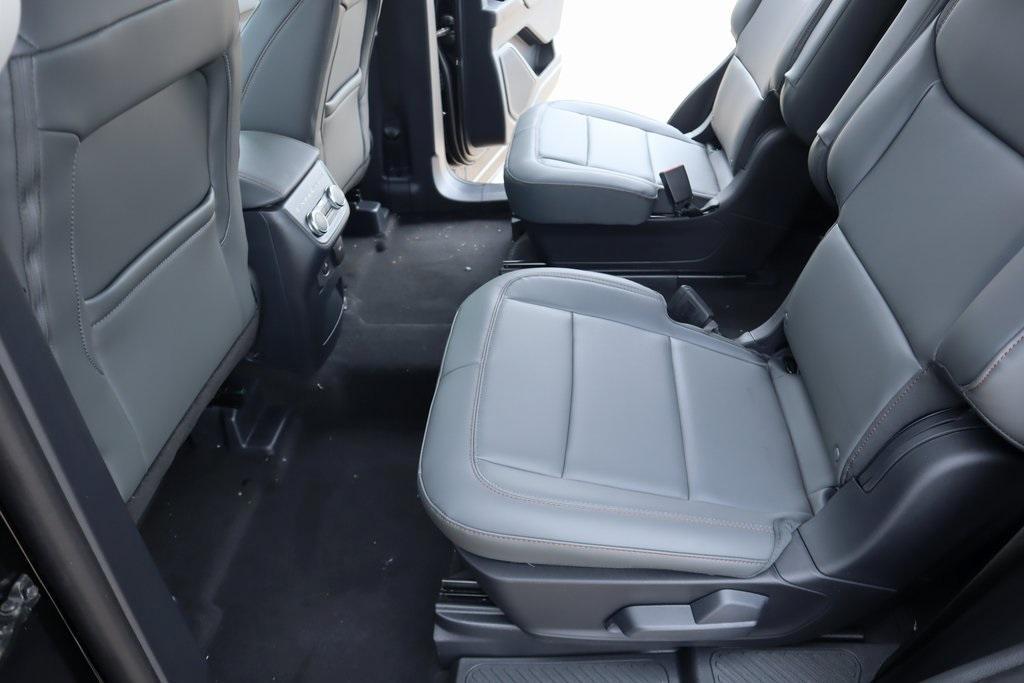 new 2025 Ford Explorer car, priced at $40,950
