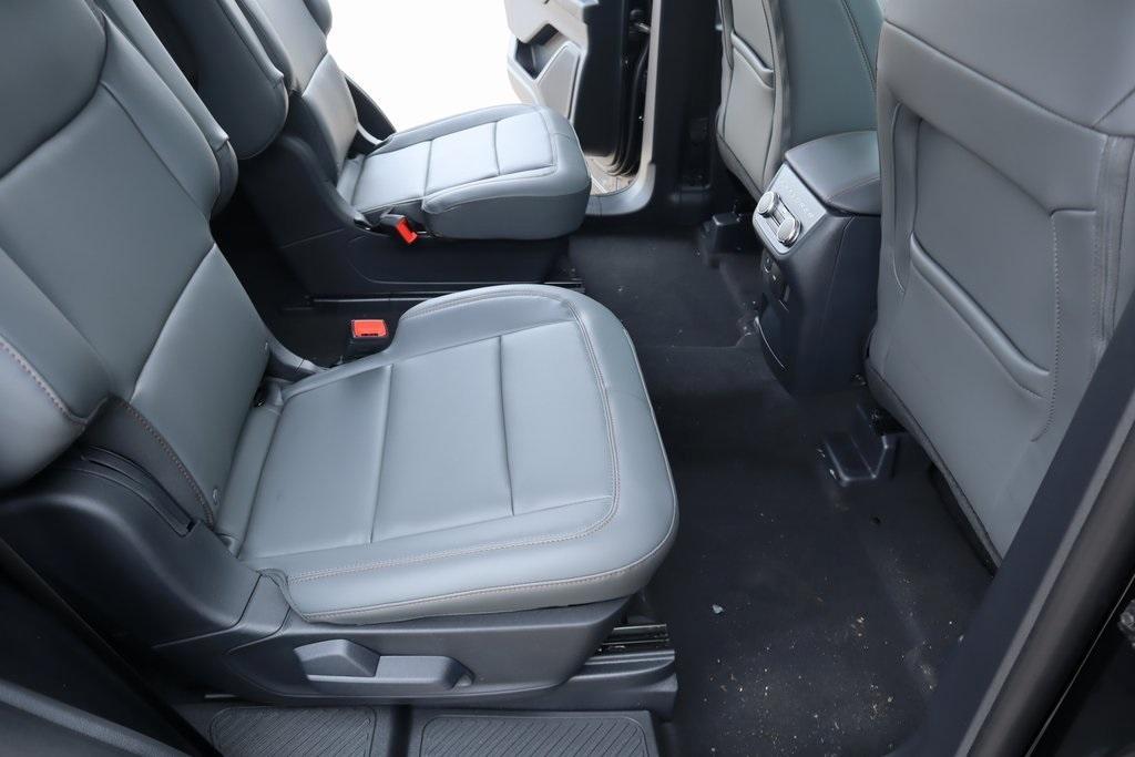 new 2025 Ford Explorer car, priced at $40,950