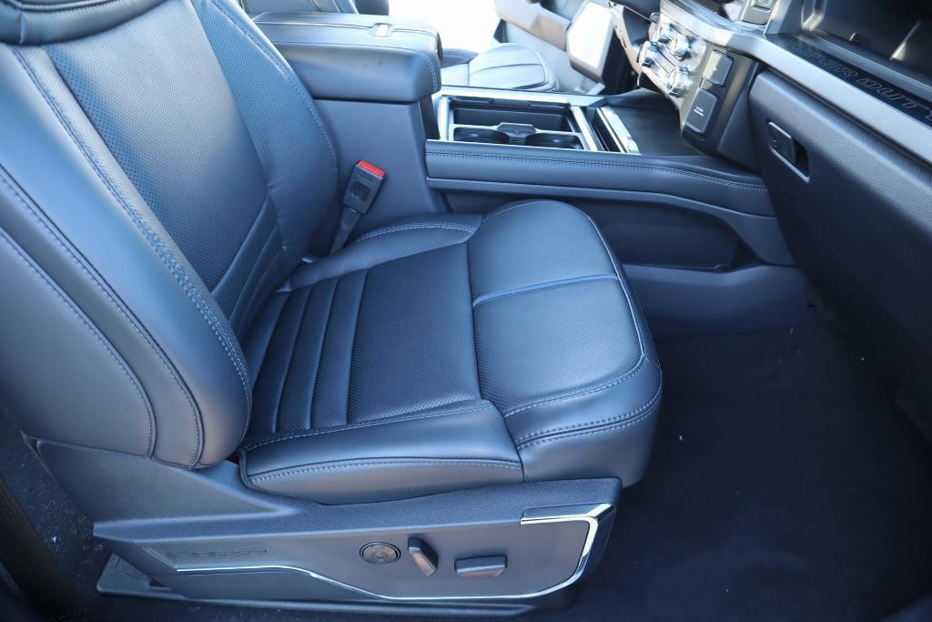 new 2025 Ford F-250 car, priced at $84,617