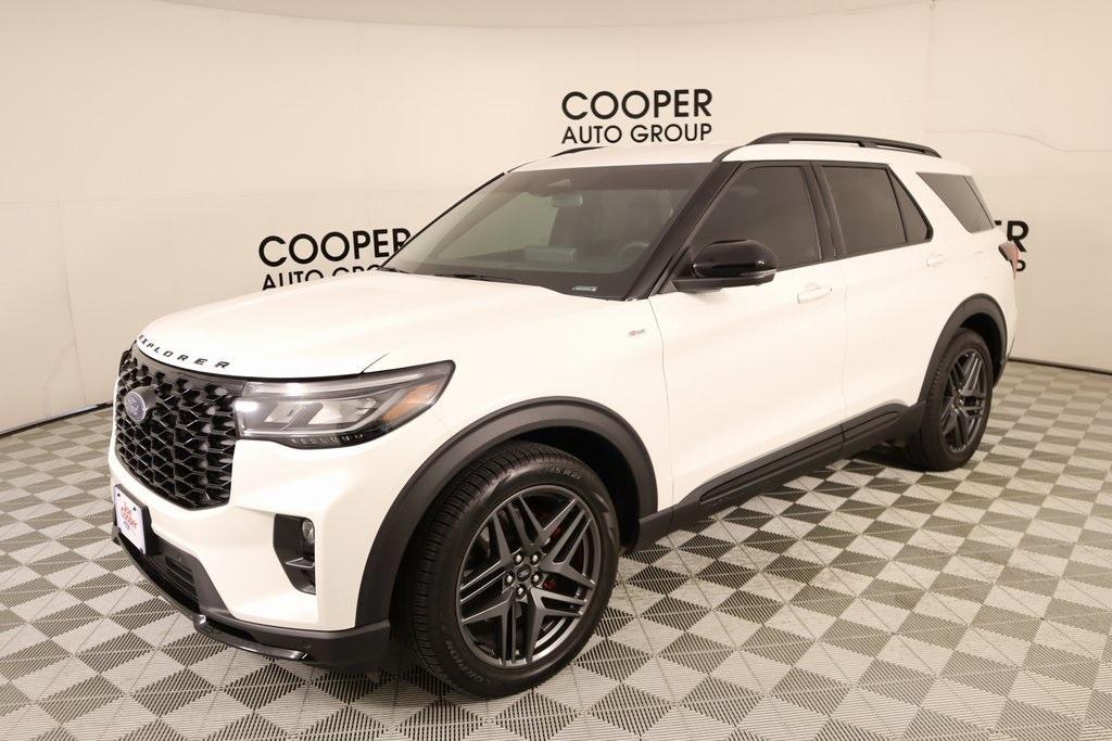 used 2025 Ford Explorer car, priced at $43,925