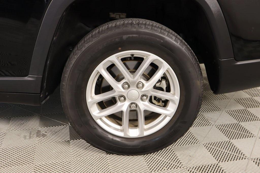 used 2023 Jeep Grand Cherokee L car, priced at $30,497