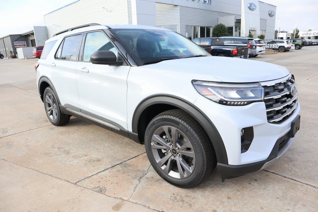 new 2025 Ford Explorer car, priced at $46,564