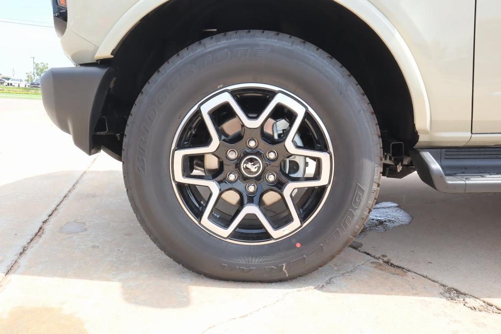 new 2025 Ford Bronco car, priced at $57,060