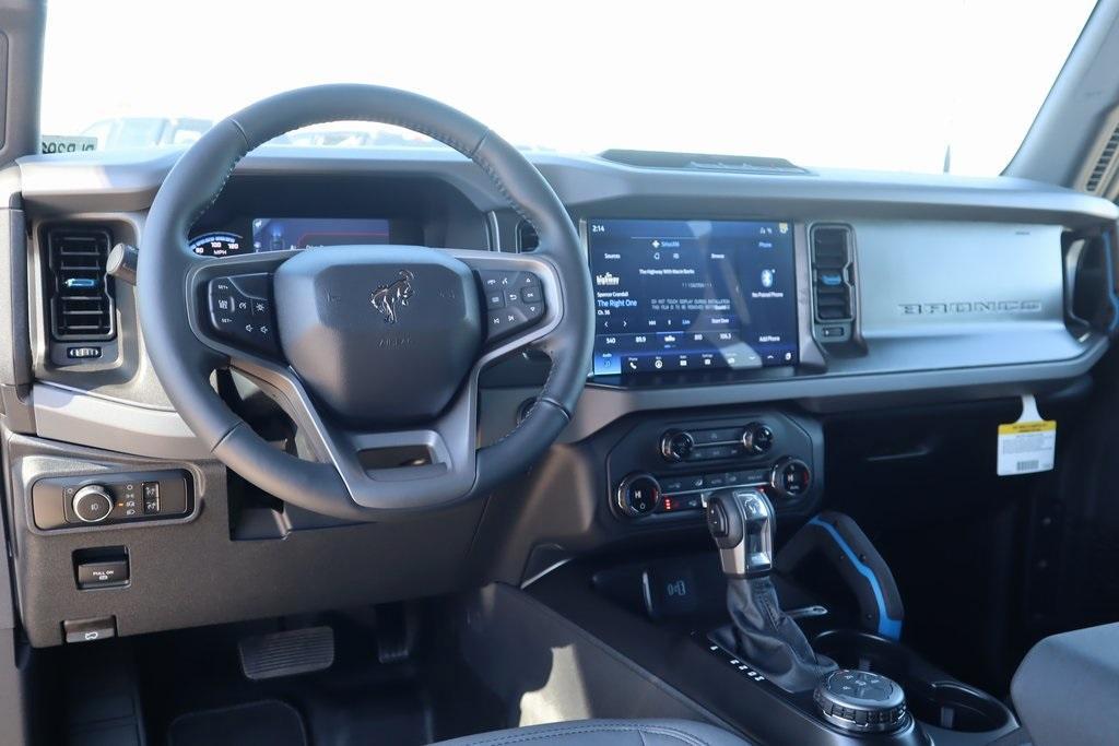 new 2024 Ford Bronco car, priced at $44,382