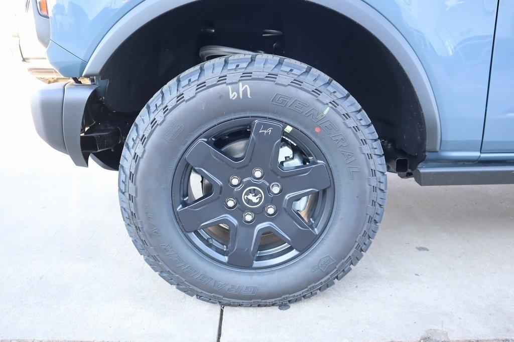 new 2024 Ford Bronco car, priced at $44,382