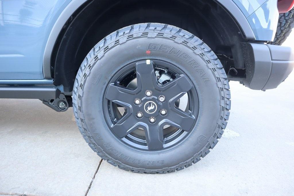 new 2024 Ford Bronco car, priced at $44,382
