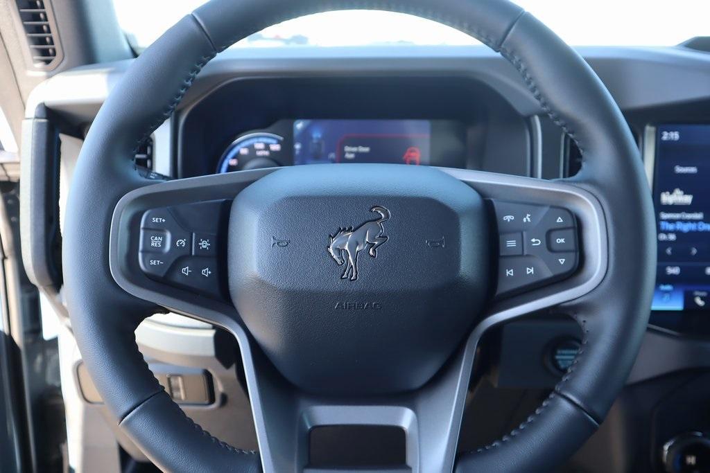 new 2024 Ford Bronco car, priced at $44,382