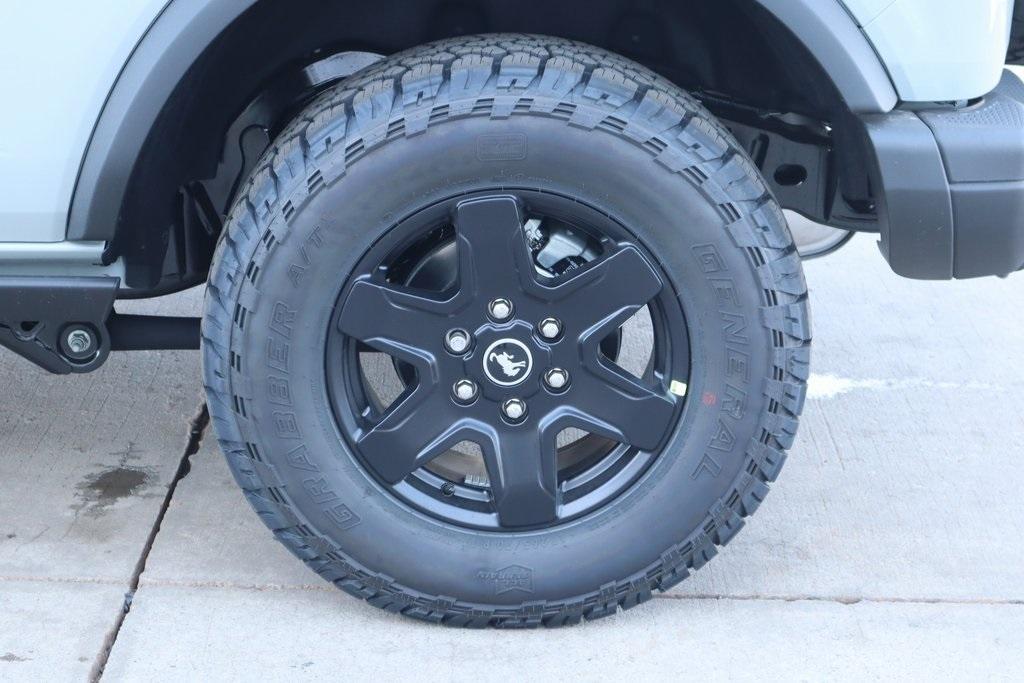 new 2024 Ford Bronco car, priced at $43,738