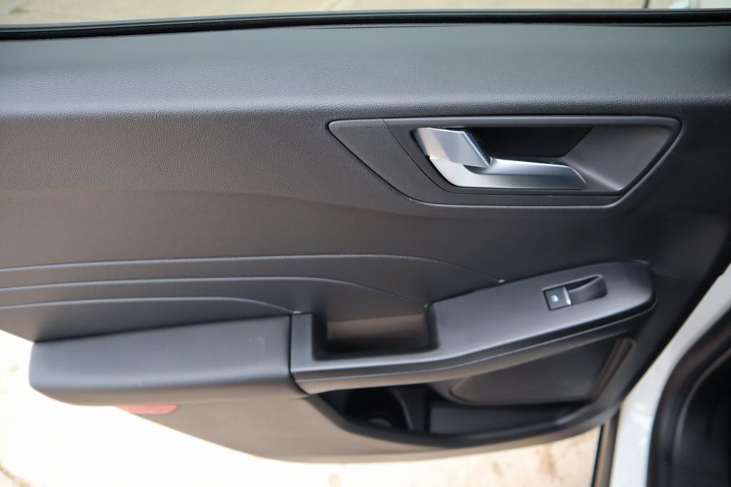 new 2026 Ford Escape car, priced at $33,273
