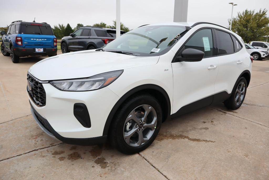 new 2026 Ford Escape car, priced at $33,273