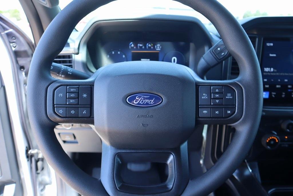 new 2025 Ford F-150 car, priced at $41,029