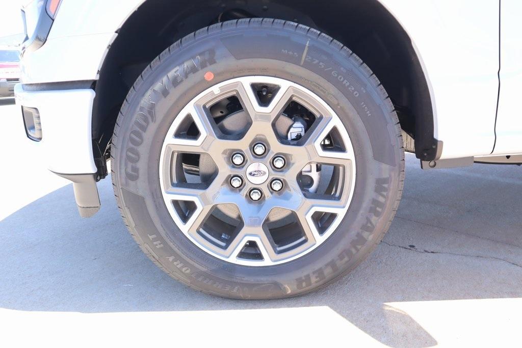 new 2025 Ford F-150 car, priced at $41,029