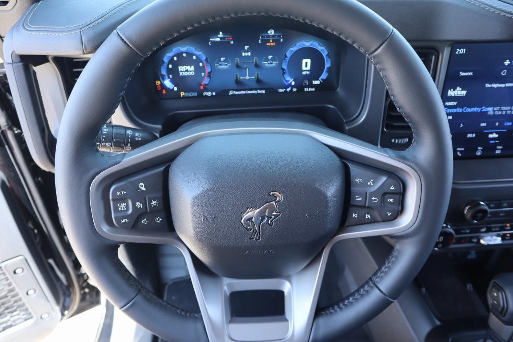 new 2025 Ford Bronco car, priced at $62,373