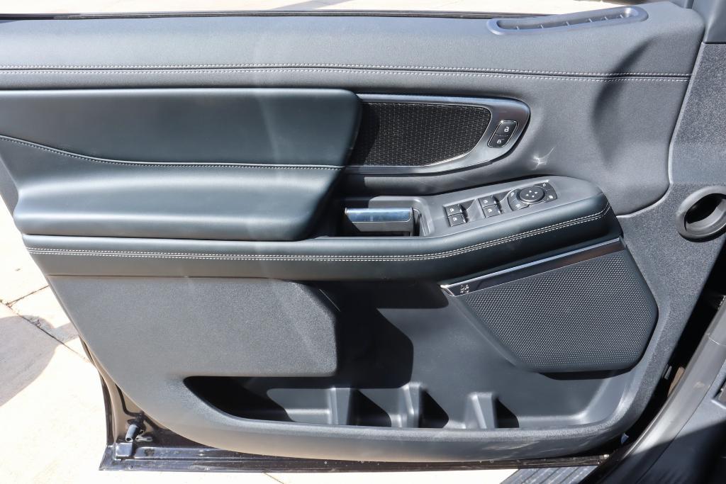 new 2025 Ford Expedition car, priced at $82,585
