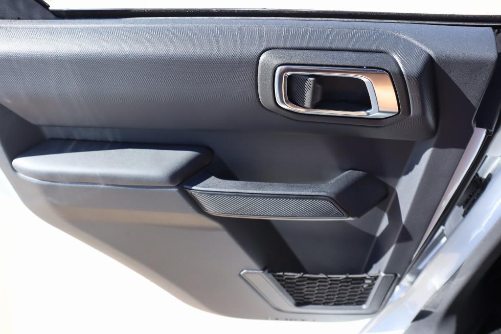 new 2025 Ford Bronco car, priced at $44,648