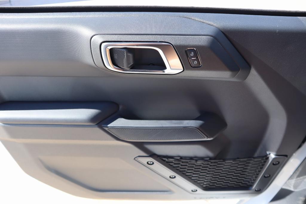 new 2025 Ford Bronco car, priced at $44,648