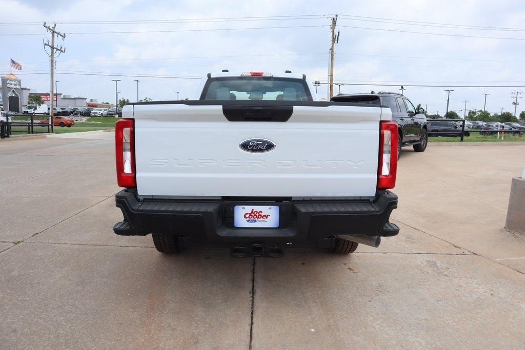 new 2025 Ford F-350 car, priced at $60,550