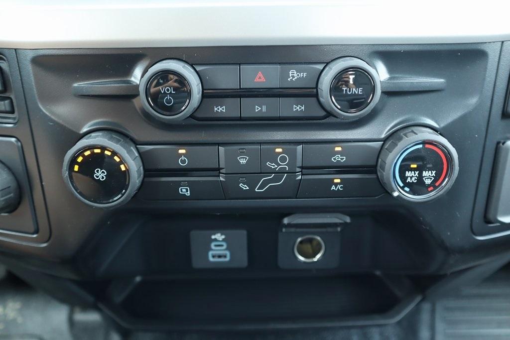 new 2025 Ford F-350 car, priced at $60,550