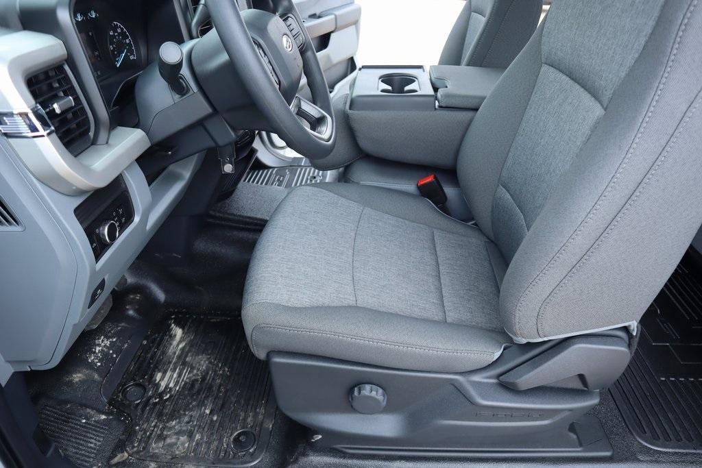 new 2025 Ford F-350 car, priced at $60,550