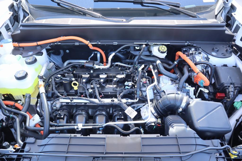 new 2025 Ford Maverick car, priced at $27,590