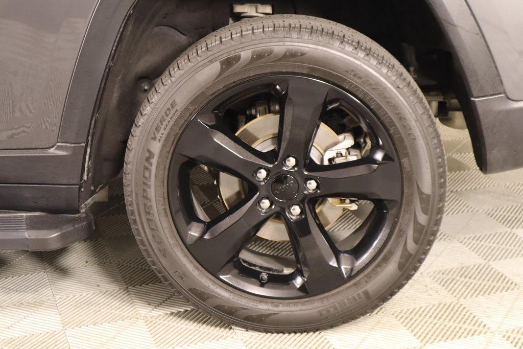used 2024 Jeep Grand Cherokee car, priced at $39,734