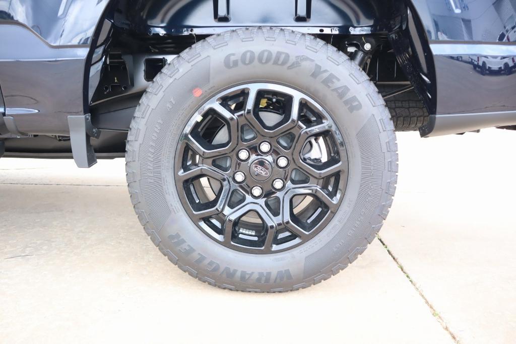 new 2025 Ford F-150 car, priced at $59,279