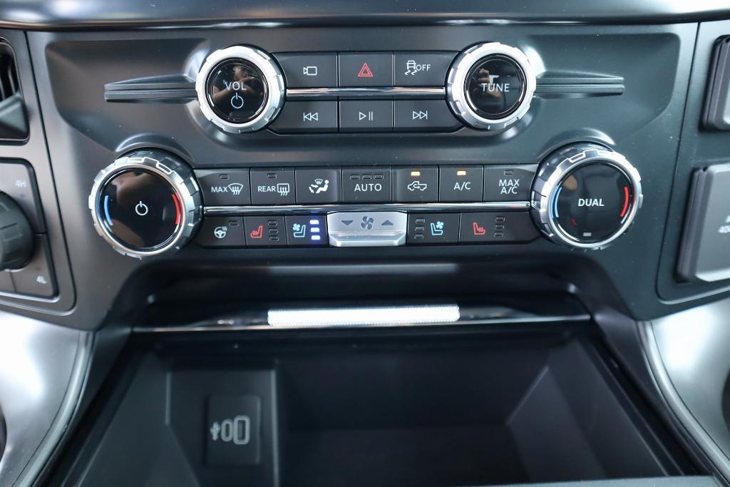 new 2025 Ford F-150 car, priced at $59,279