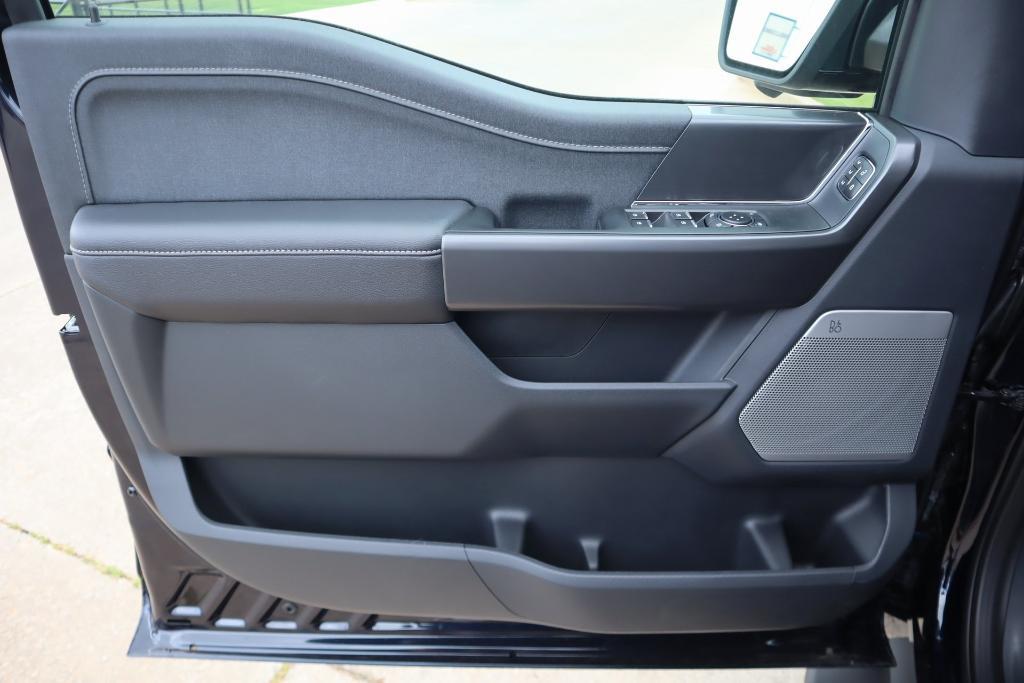 new 2025 Ford F-150 car, priced at $59,279
