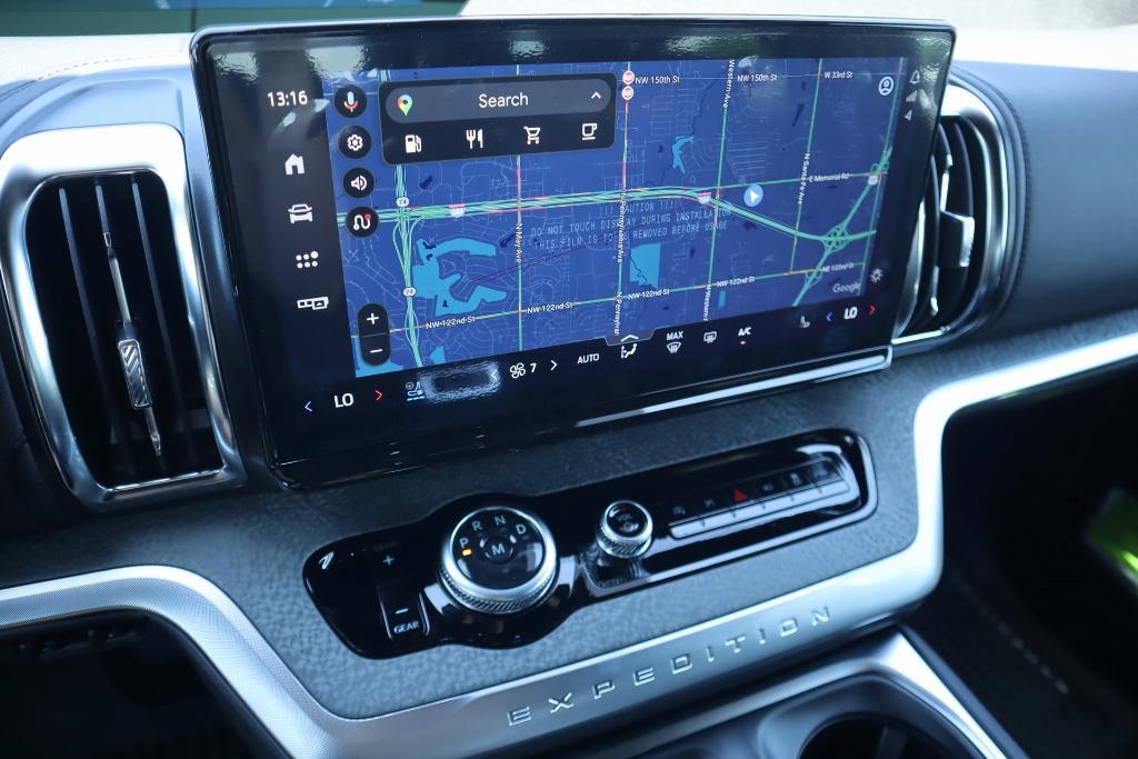 new 2025 Ford Expedition car, priced at $83,615