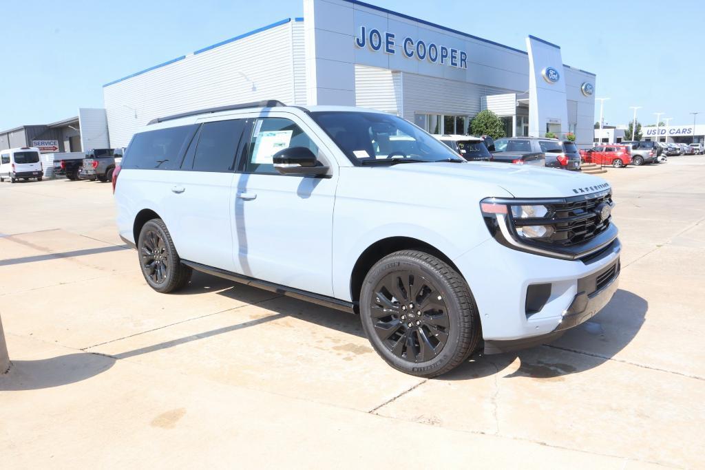 new 2025 Ford Expedition Max car, priced at $81,361