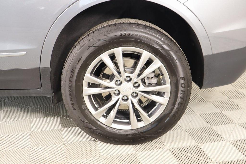 used 2022 Cadillac XT5 car, priced at $24,504