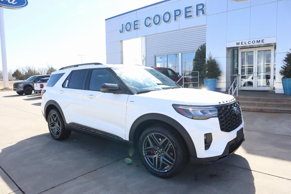new 2025 Ford Explorer car, priced at $47,457