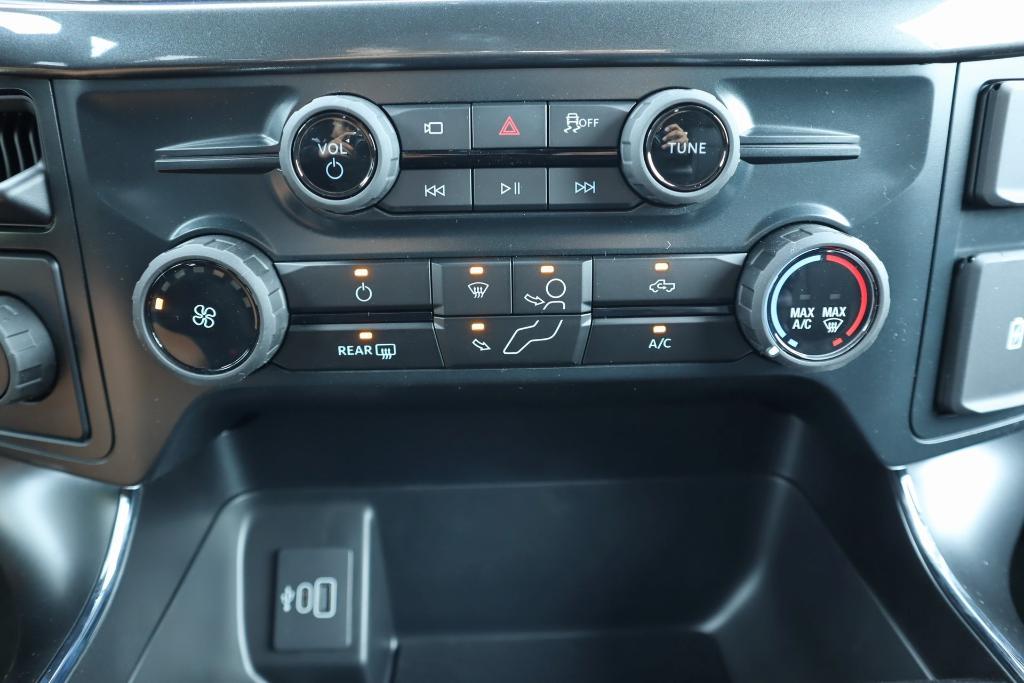 new 2025 Ford F-150 car, priced at $42,229