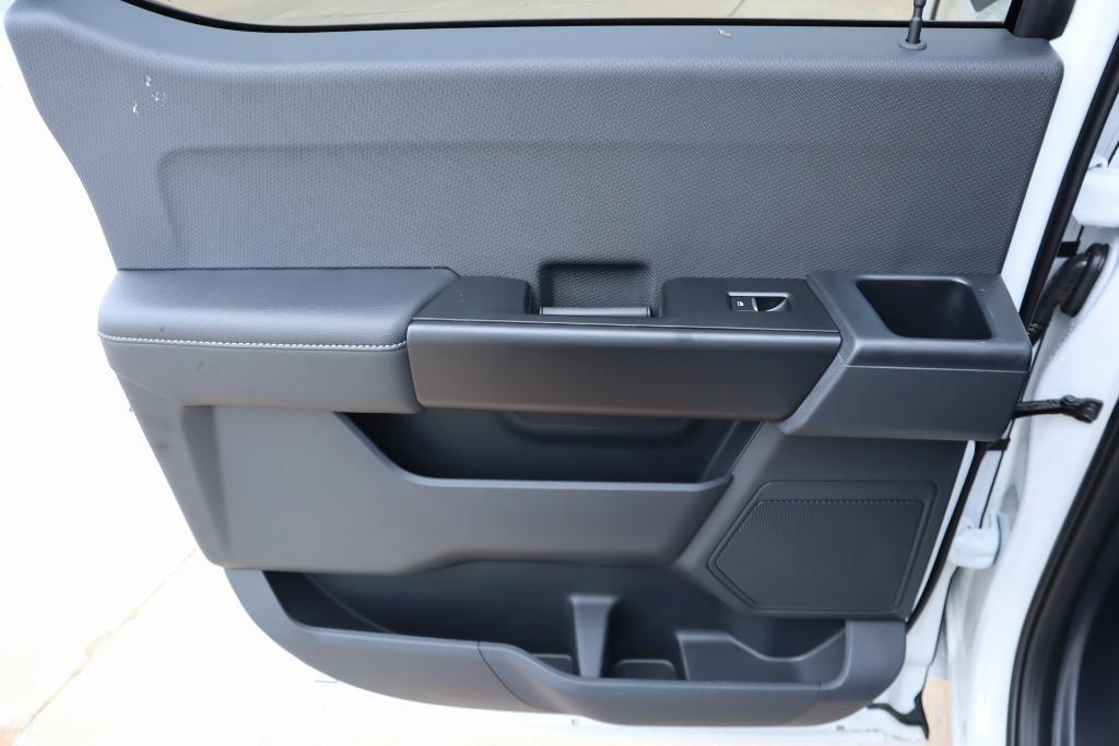 new 2025 Ford F-150 car, priced at $42,229