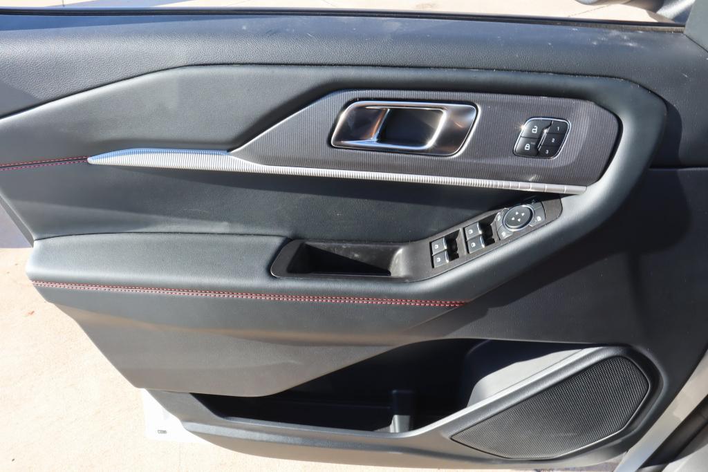 new 2025 Ford Explorer car, priced at $53,210