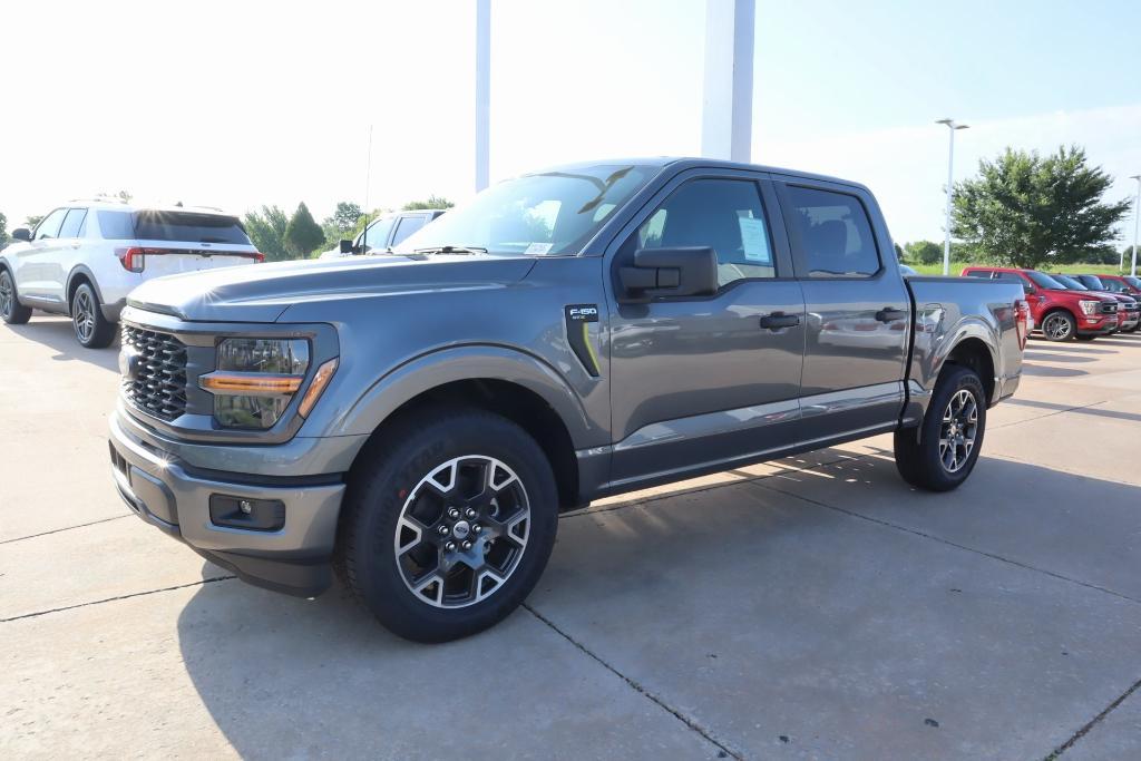 new 2025 Ford F-150 car, priced at $43,529