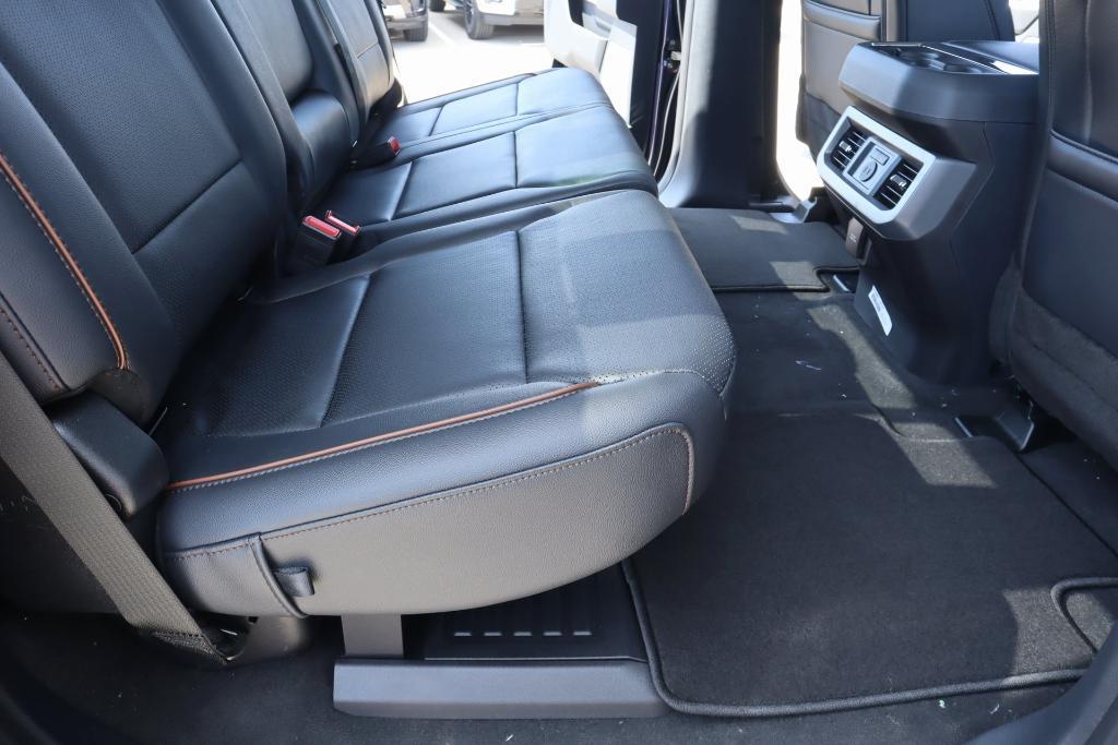 new 2025 Ford F-250 car, priced at $81,722